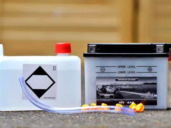 découvrez comment le recyclage des batteries lithium-ion permet de récupérer des matériaux précieux, réduire l'impact environnemental et soutenir la transition vers des énergies renouvelables. processus, enjeux et innovations expliqués.