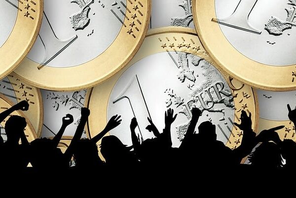 découvrez ce qu'est le consumérisme, ses origines, ses impacts sur la société et l'environnement, ainsi que les enjeux de la consommation dans le monde moderne.