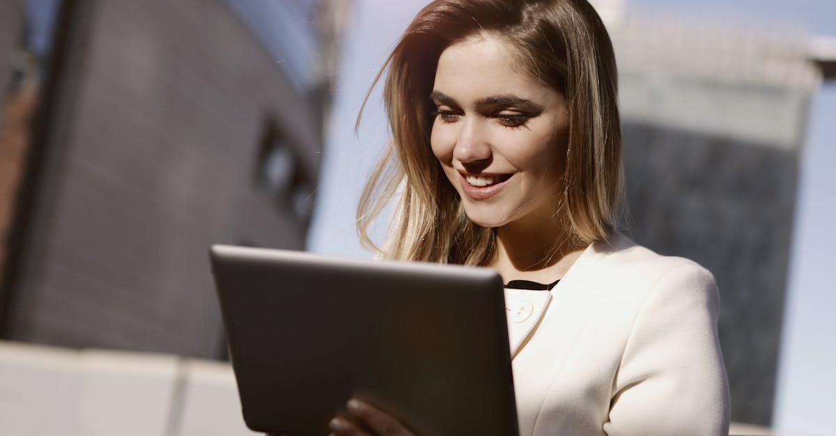 découvrez comment les villes intelligentes redéfinissent l'urbanisme grâce à des technologies innovantes, une gestion durable des ressources et une amélioration de la qualité de vie des citoyens. explorez les projets clés et les initiatives qui façonnent l'avenir des espaces urbains.