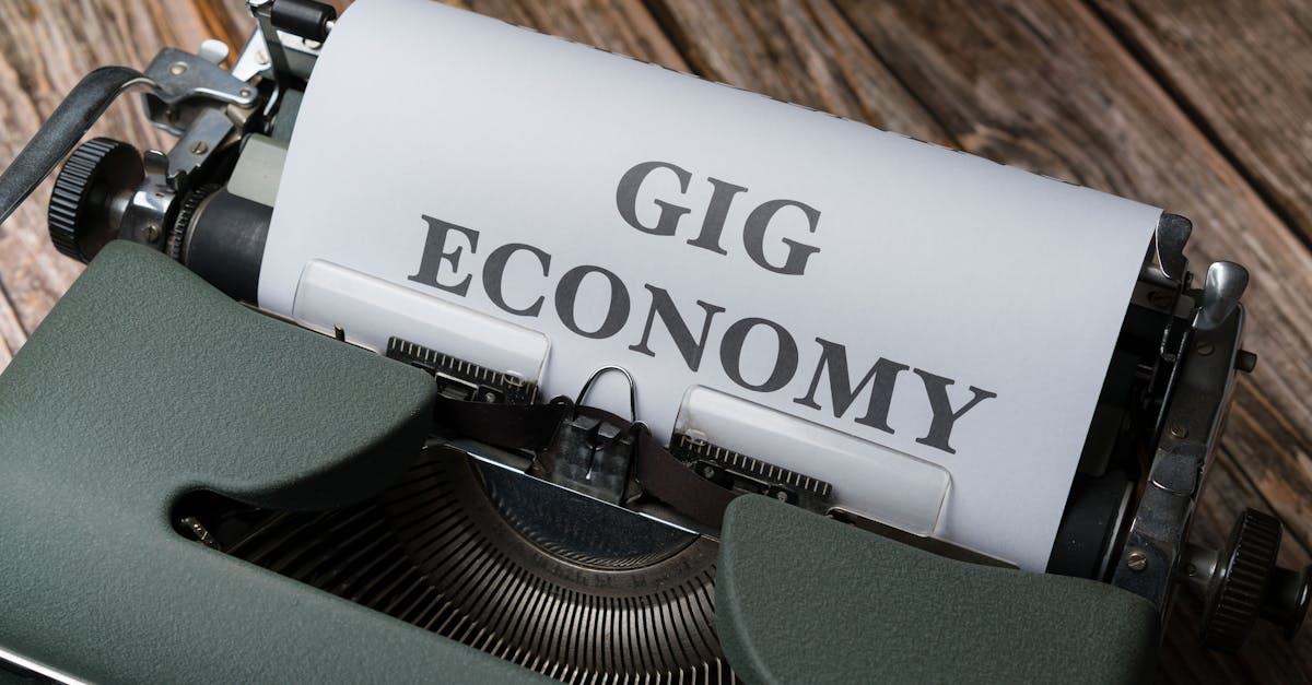 découvrez l'économie collaborative, un modèle innovant qui favorise le partage de biens et de services entre particuliers. apprenez comment cette approche transforme notre manière de consommer et d'interagir au sein de nos communautés.